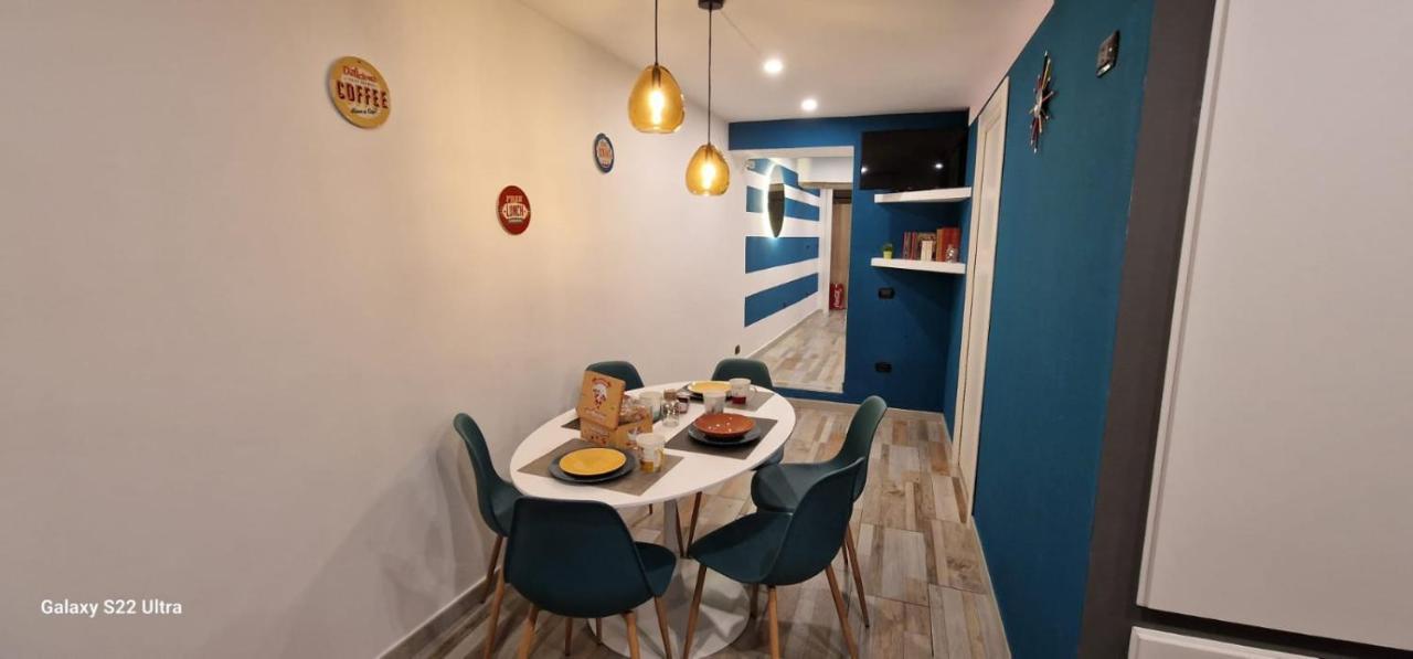 Blumon Guest House Napoli Esterno foto
