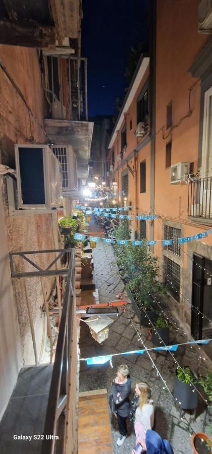Blumon Guest House Napoli Esterno foto
