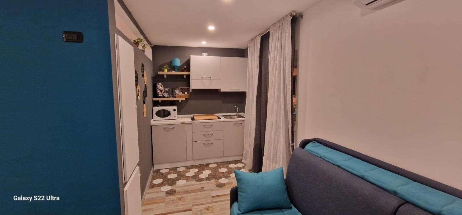 Blumon Guest House Napoli Esterno foto